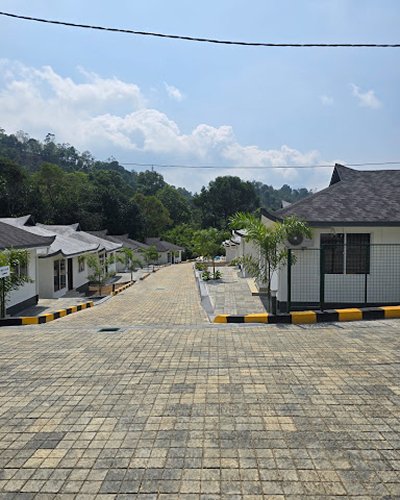 REIGATE FURUSATO VILLAGE